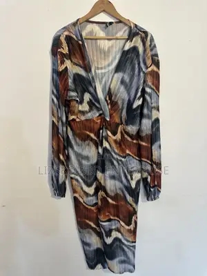 Long-Sleeve Plissé Midi Dress by Boohoo