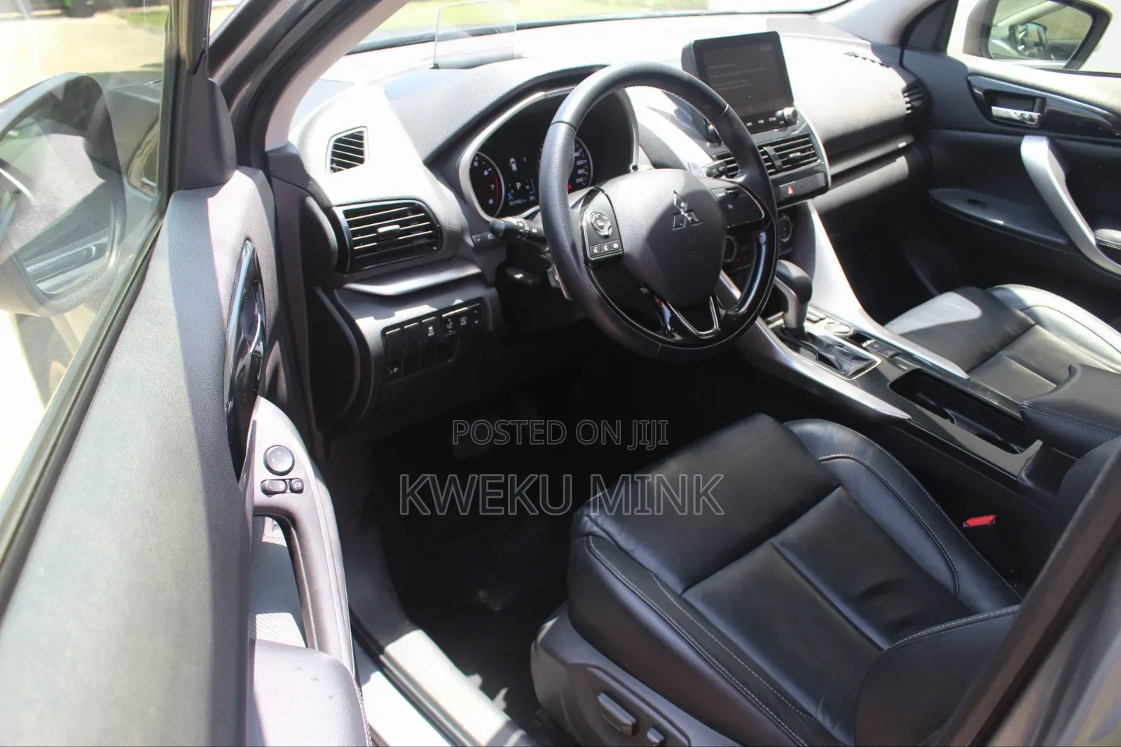 Mitsubishi Eclipse 2021 Silver