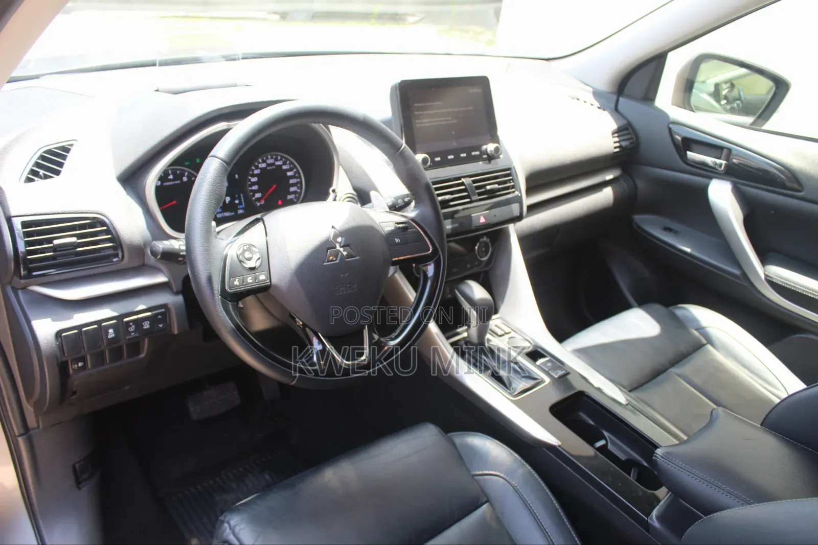 Mitsubishi Eclipse 2021 Silver