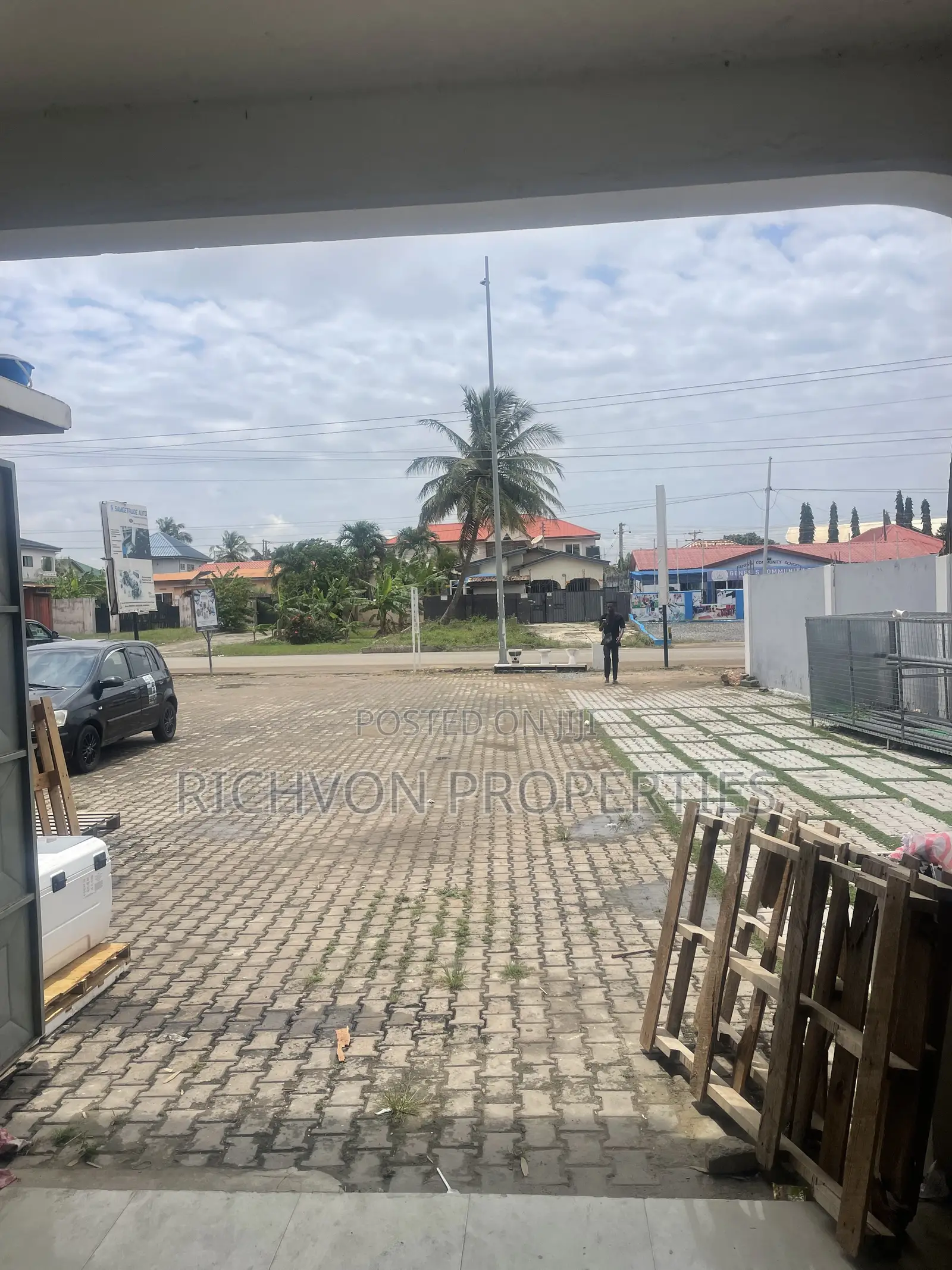 A Single Shop for Rent at Spintex Kotobabi