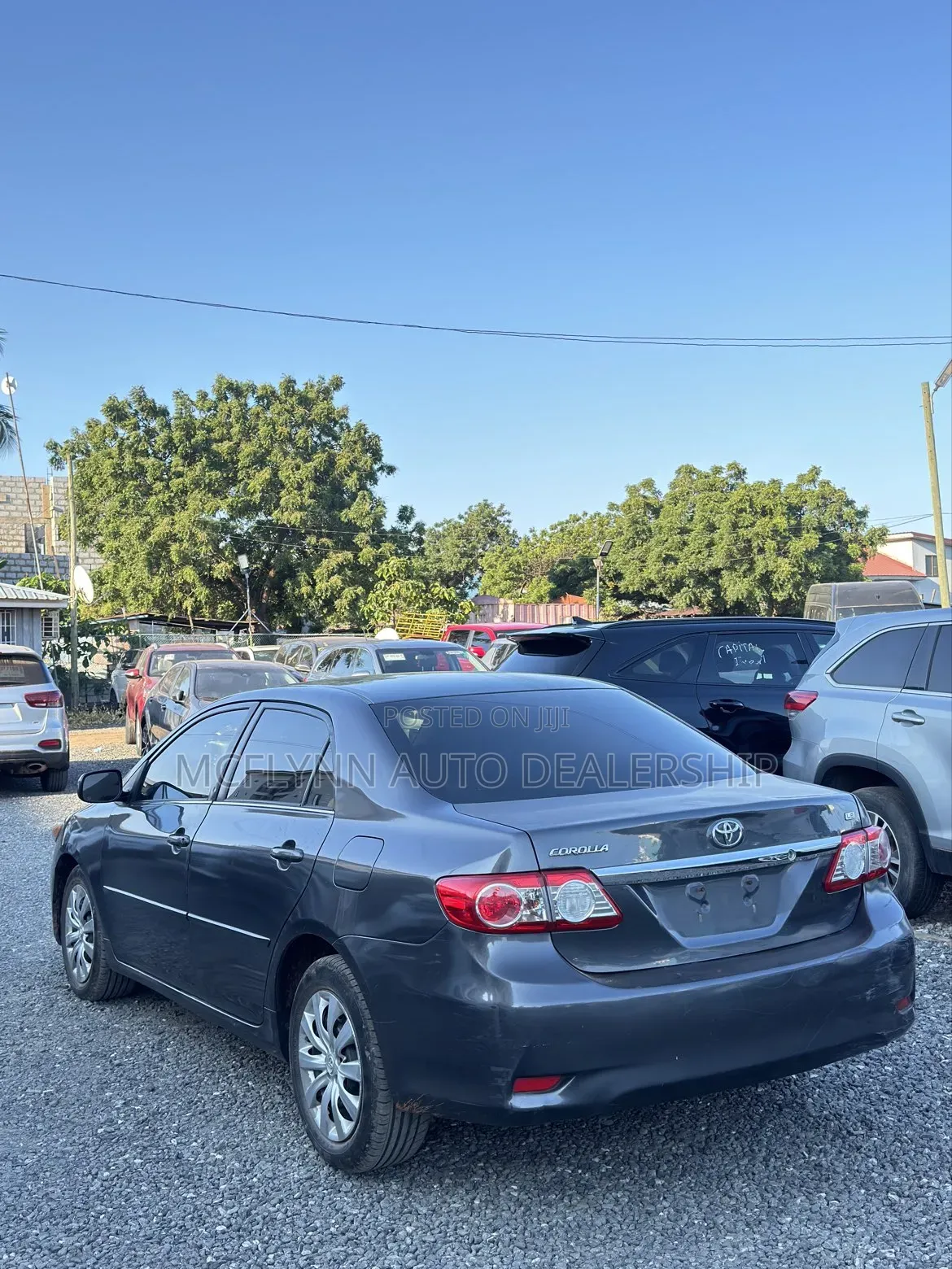 Toyota Corolla LE 4dr Sedan (1.8L 4cyl 4A) 2013 Gray