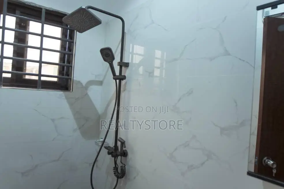 3bdrm House in Realtor-Store, Accra Metropolitan for sale