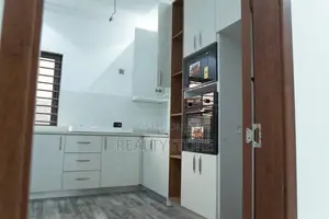 3bdrm House in Realtor-Store, Accra Metropolitan for sale