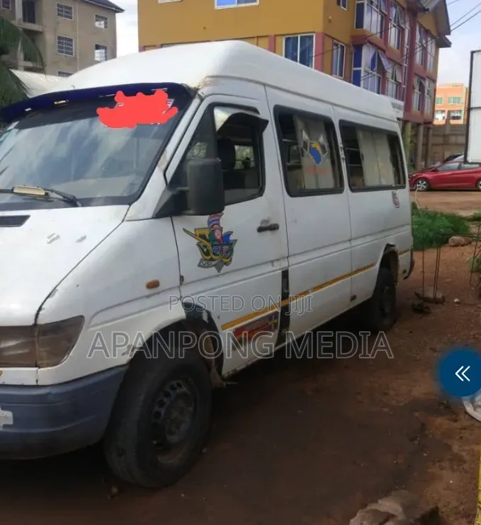 Mercedes-Benz Sprinter 2010 White