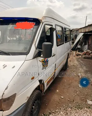 Mercedes-Benz Sprinter 2010 White