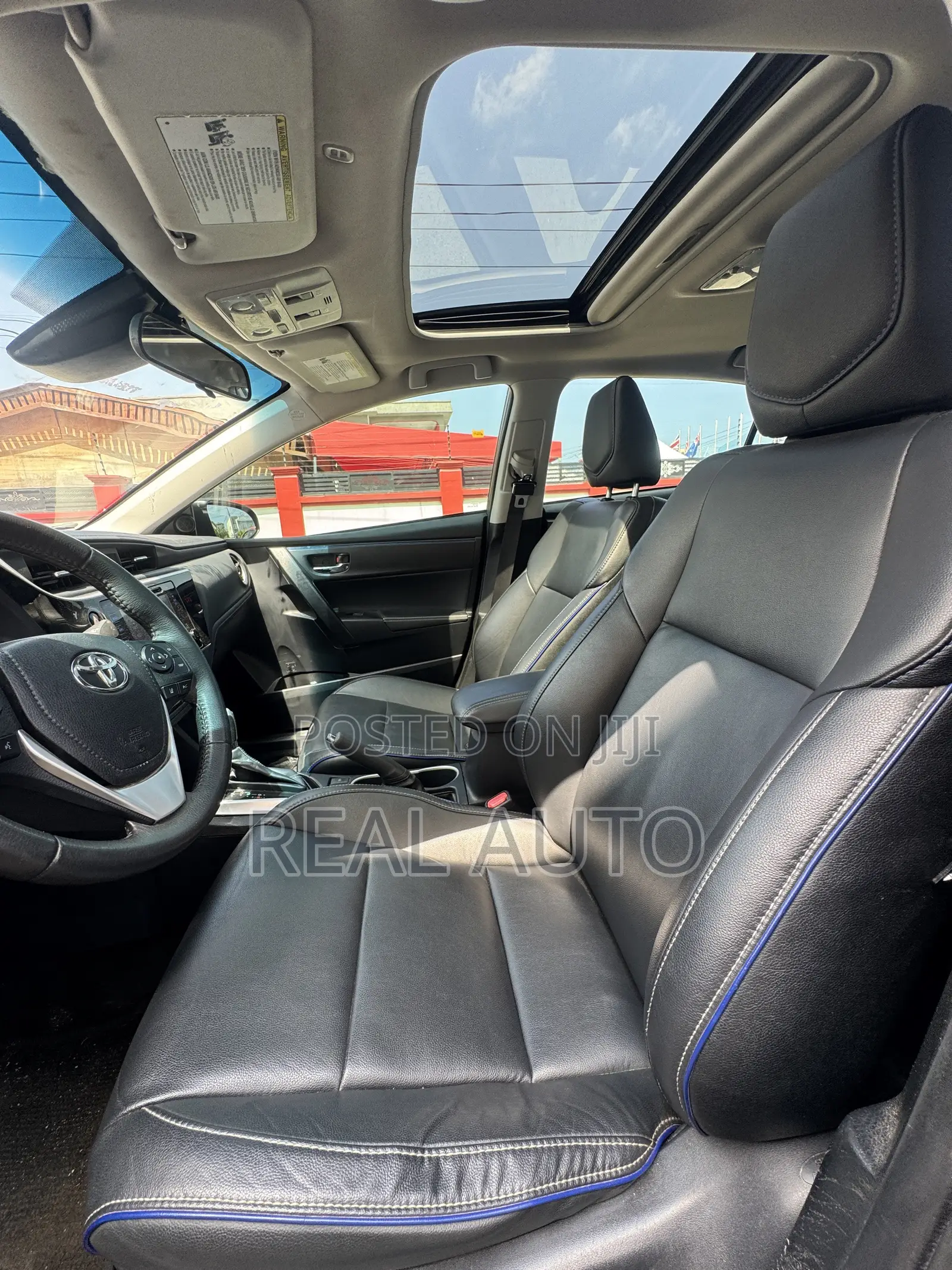 Toyota Corolla XSE (1.8L 4cyl 2A) 2018 Gray