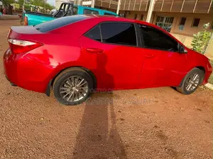 Toyota Corolla 2016 Red
