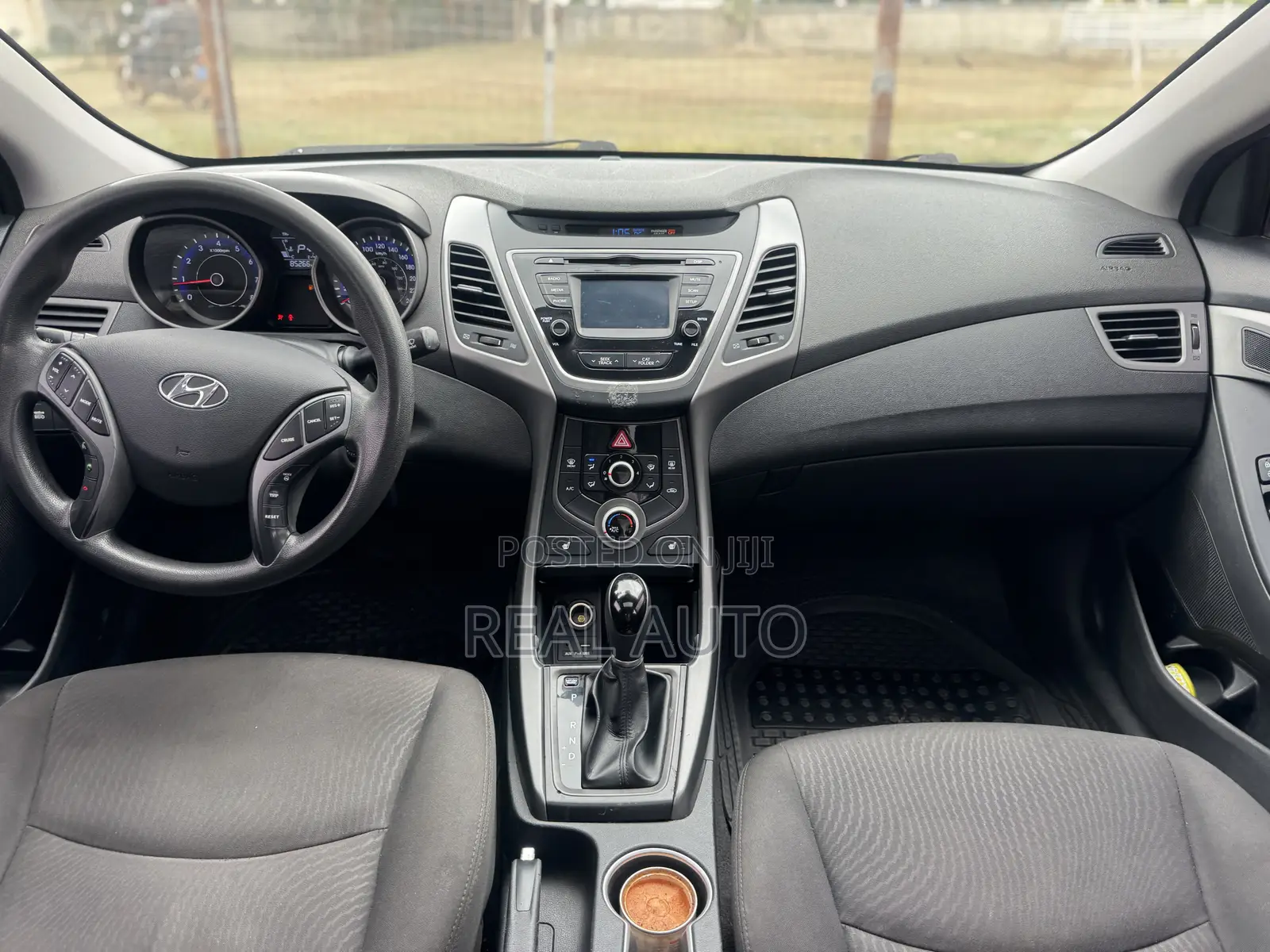 Hyundai Elantra Limited 4dr Sedan (1.8L 4cyl 6A) 2015 Silver