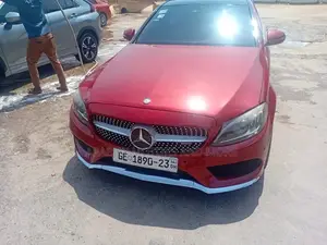 Mercedes-Benz C300 2017 Red