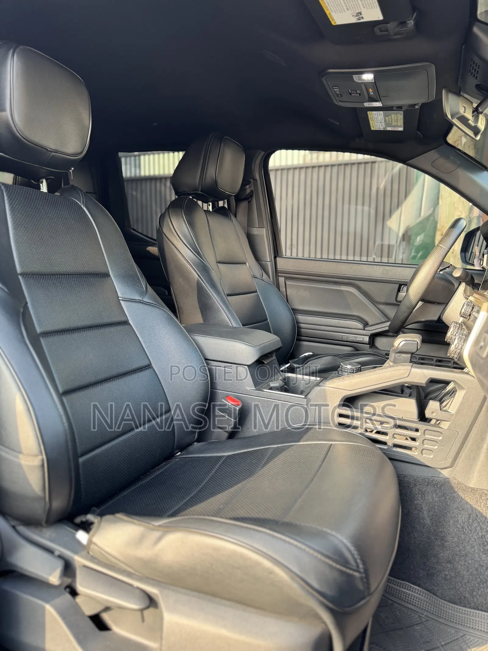 Toyota Tacoma SR5 Double Cab 6' Bed AT 2024 Black