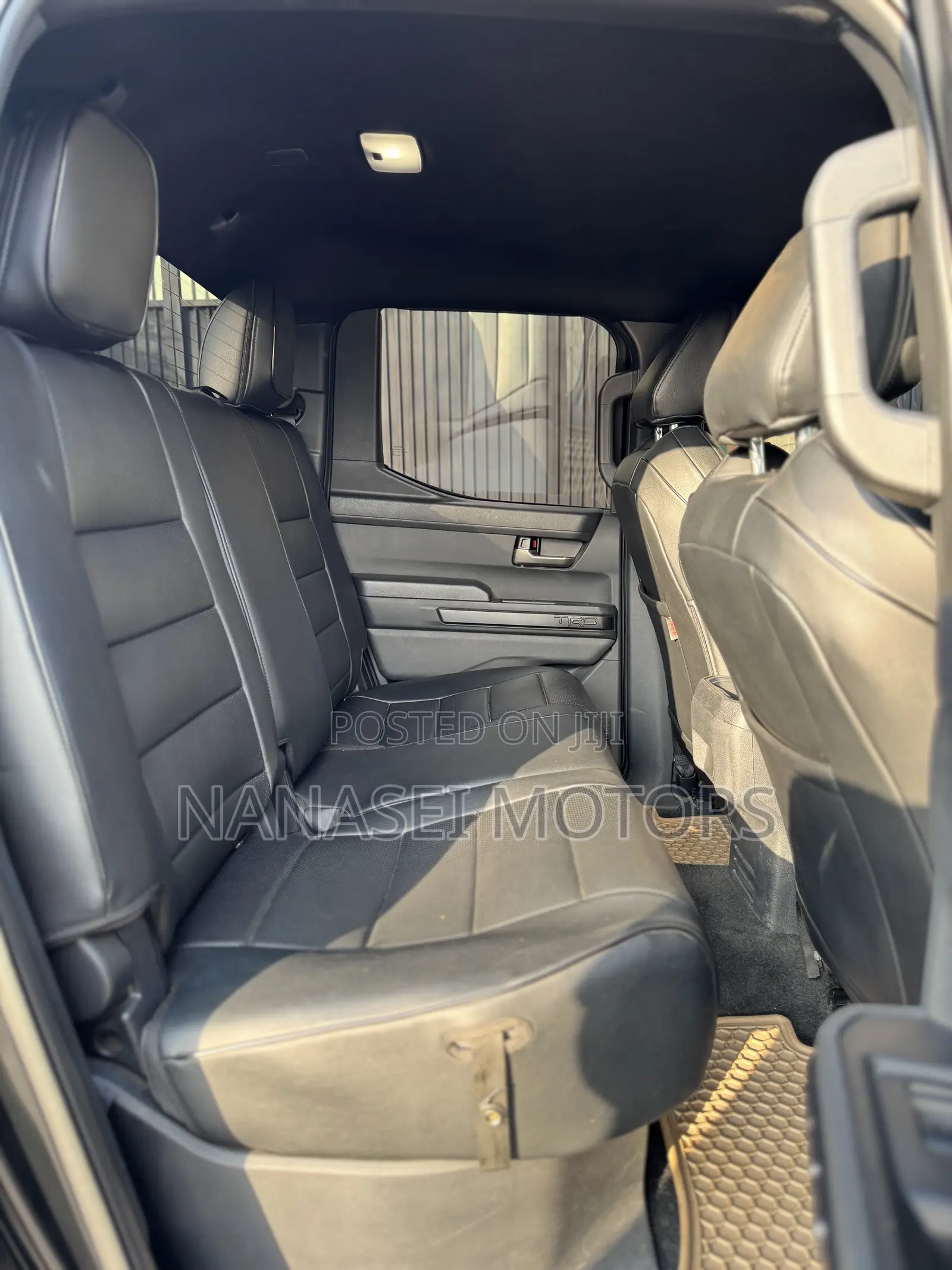 Toyota Tacoma SR5 Double Cab 6' Bed AT 2024 Black