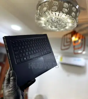 Laptop Dell Latitude 3390 2-in-1 8GB Intel Core i5 SSD 256GB