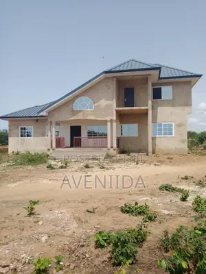 5bdrm House in Cape Coast Metropolitan for sale