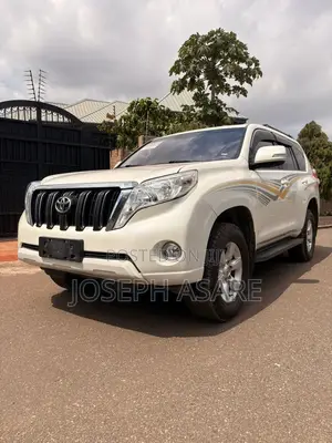 Toyota Land Cruiser Prado 2017 White