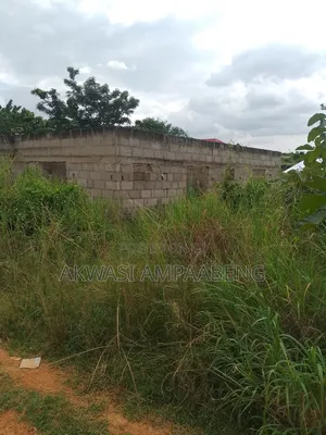 5bdrm House in Ejisu Ampabame for sale