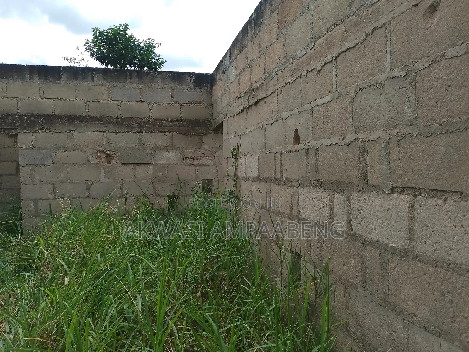 5bdrm House in Ejisu Ampabame for sale