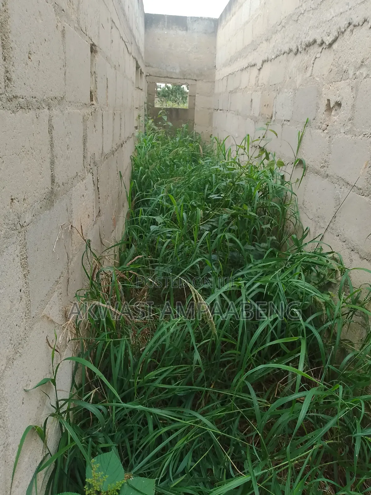5bdrm House in Ejisu Ampabame for sale