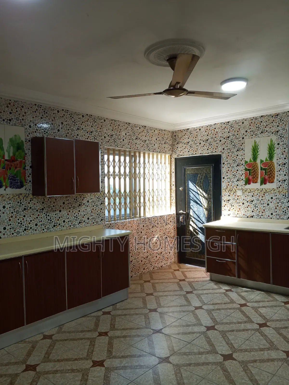 4bdrm Apartment in Mighty Homes, Kasoa for rent