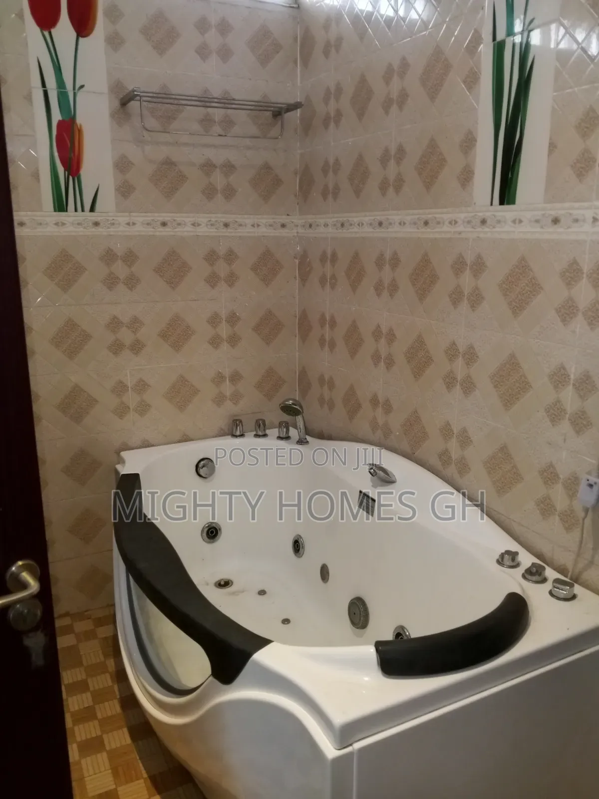 4bdrm Apartment in Mighty Homes, Kasoa for rent