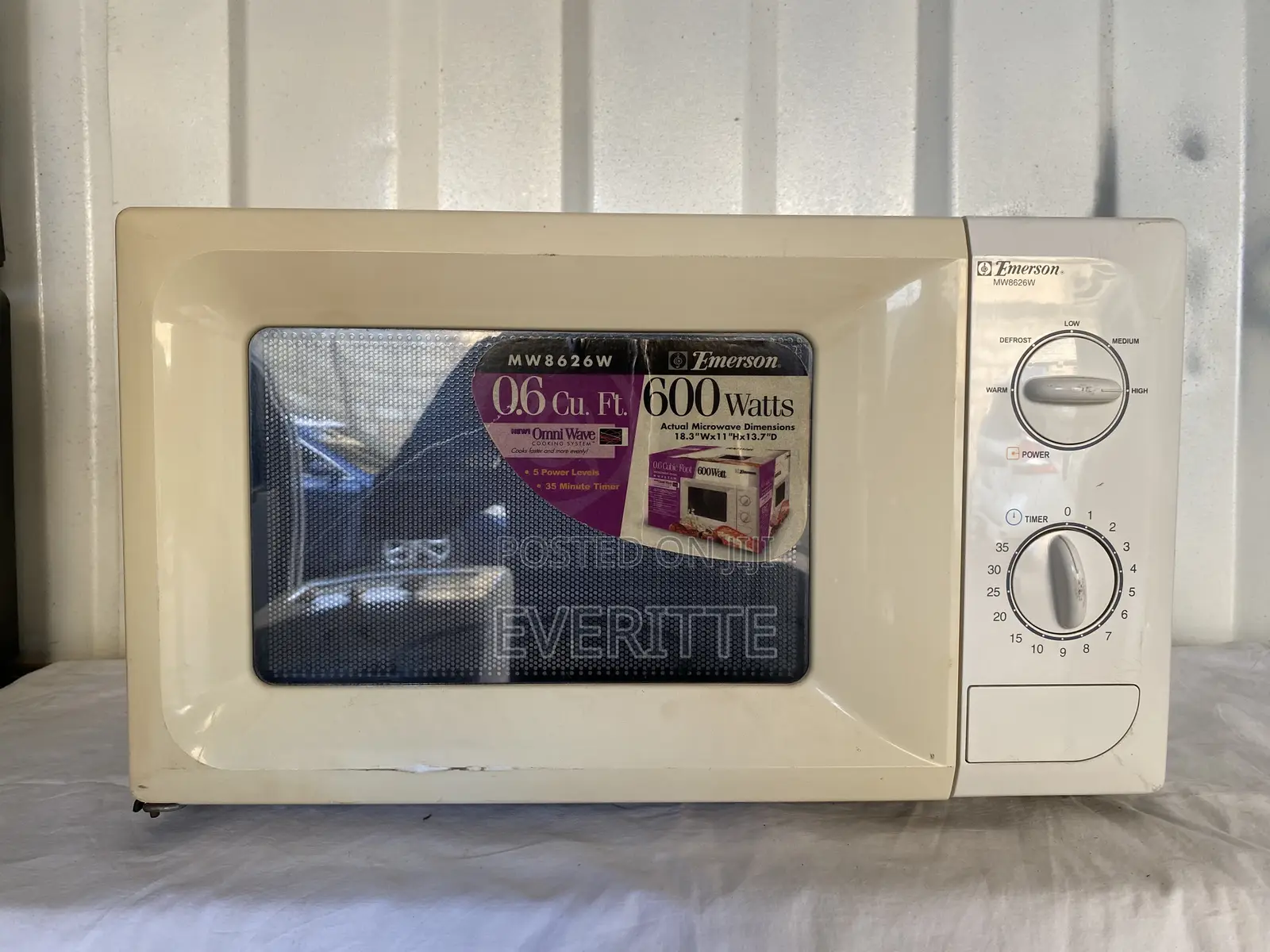 UK Standard Quality Emerson Microwave Oven
