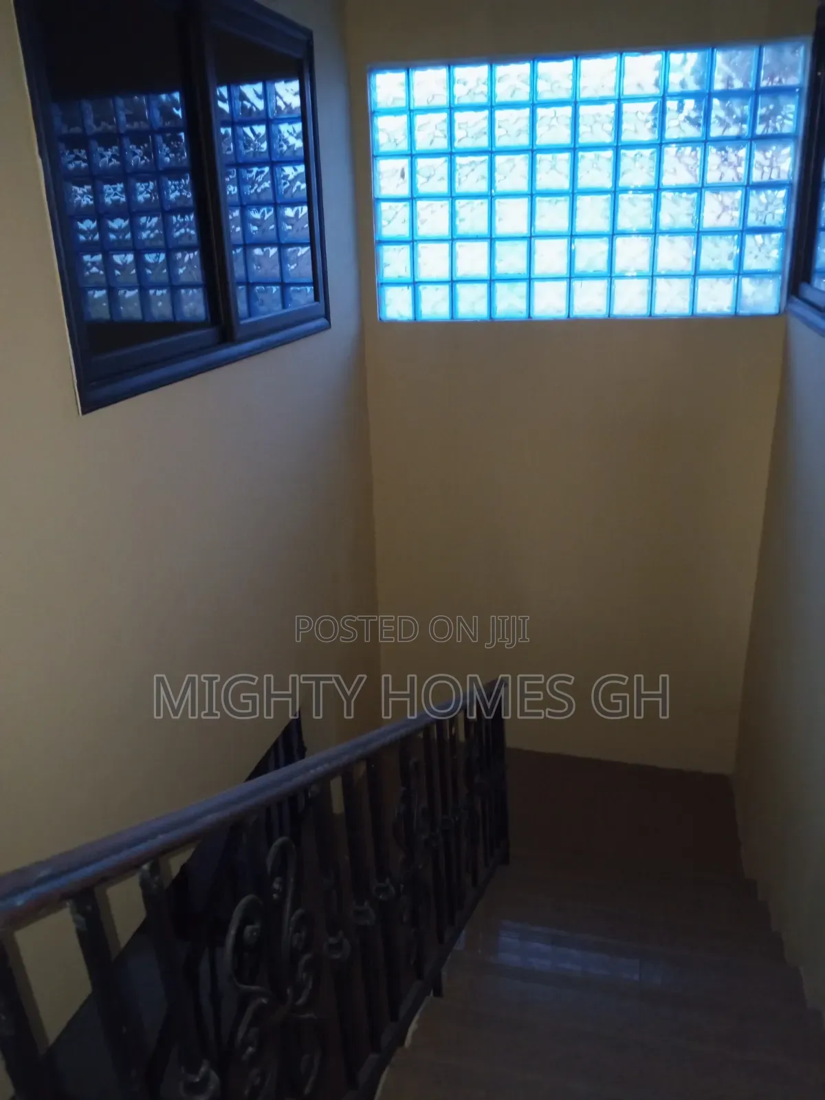 6bdrm House in Mighty Homes, Kasoa for rent