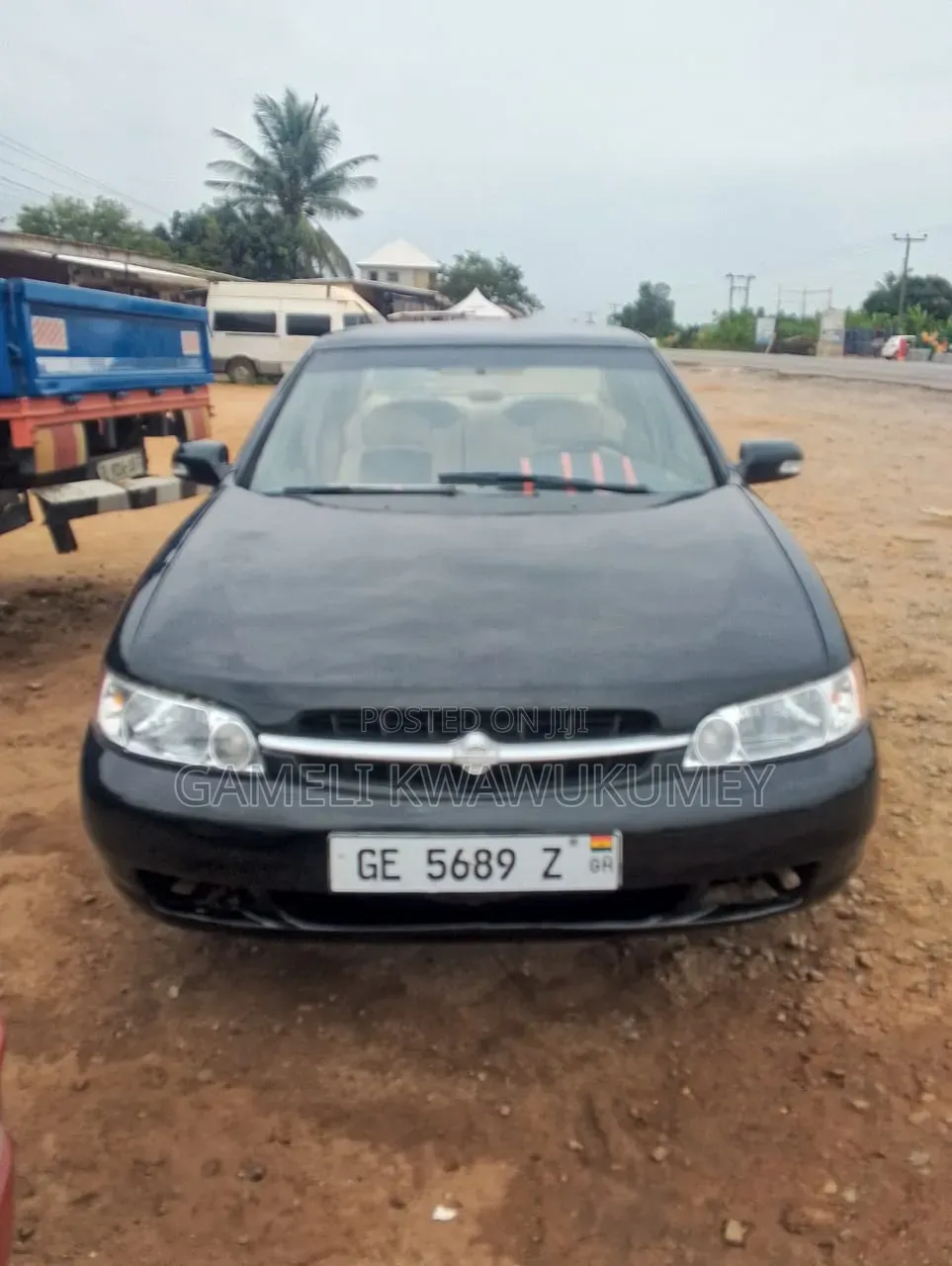 Nissan Altima 2000 Black