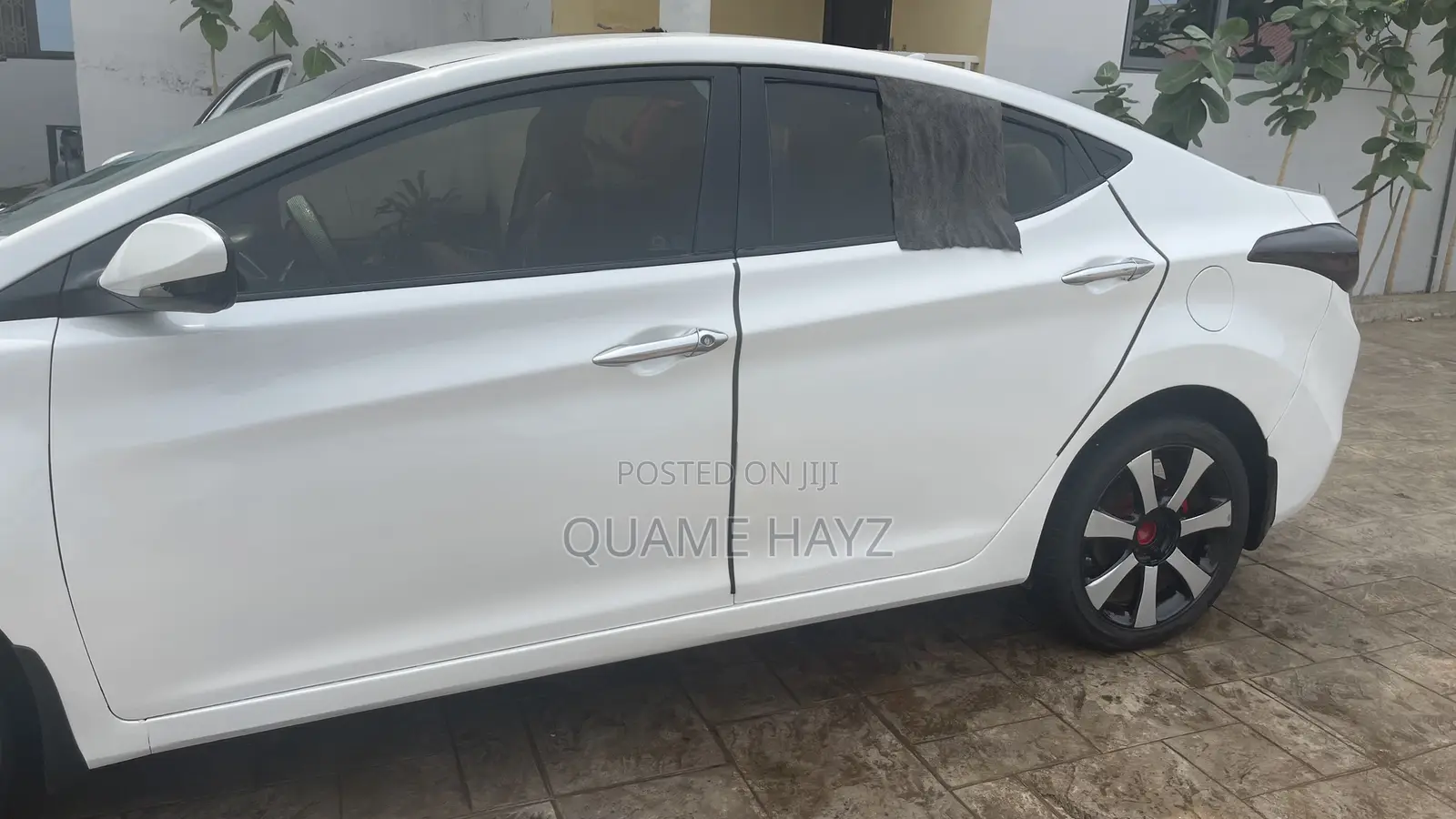 Hyundai Elantra Limited 2012 White