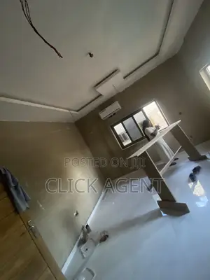 1bdrm Room & Parlour in Ogbojo Madina, American House for rent