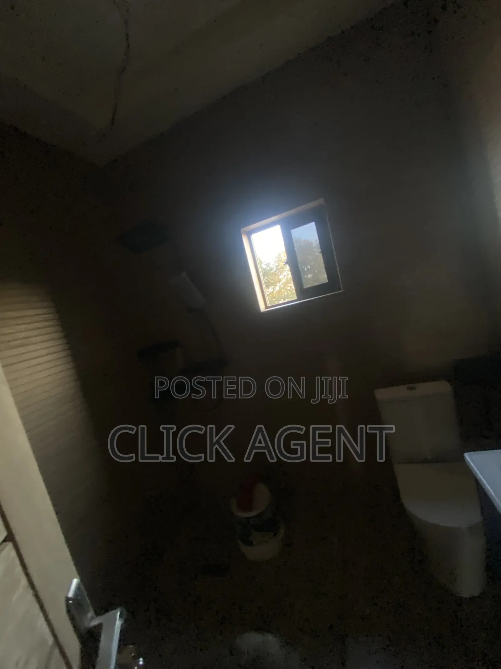 1bdrm Room & Parlour in Ogbojo Madina, American House for rent
