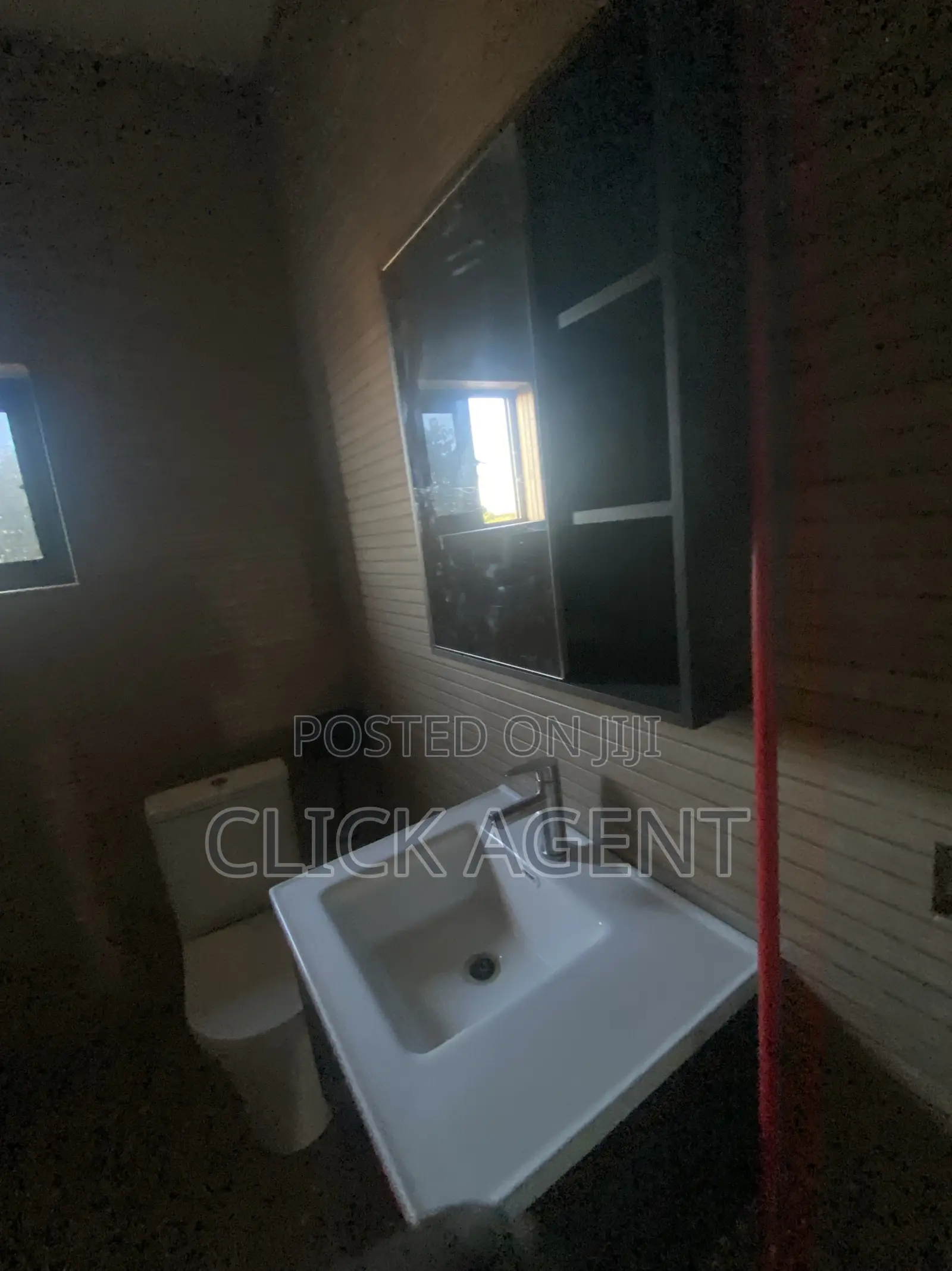 1bdrm Room & Parlour in Ogbojo Madina, American House for rent