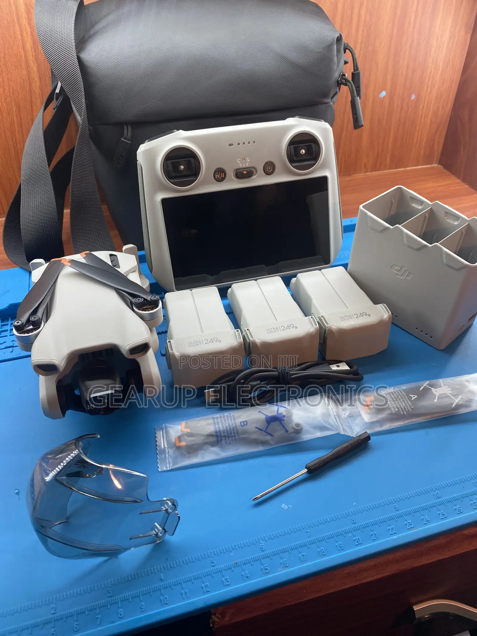 DJI Mini 3 Fly More Combo With Screen Controller