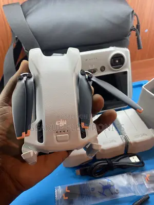 DJI Mini 3 Fly More Combo With Screen Controller