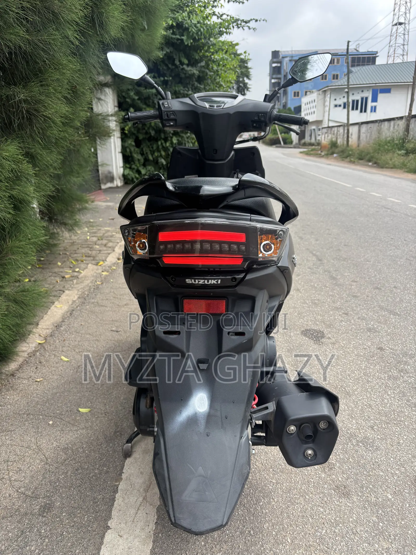 Suzuki Smash 2022 Black