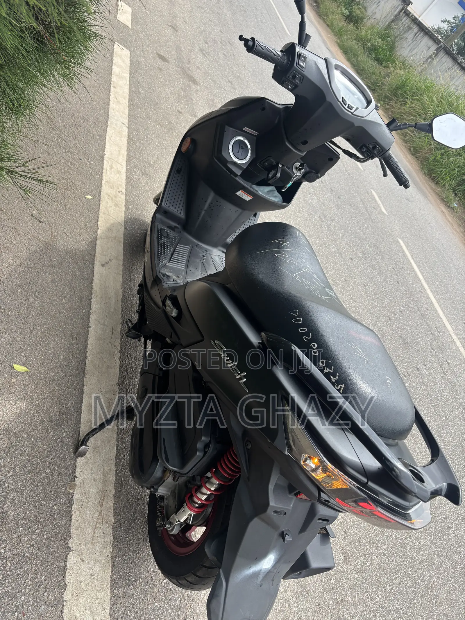 Suzuki Smash 2022 Black