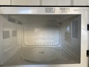 High End UK Standard Oster Microwave Oven