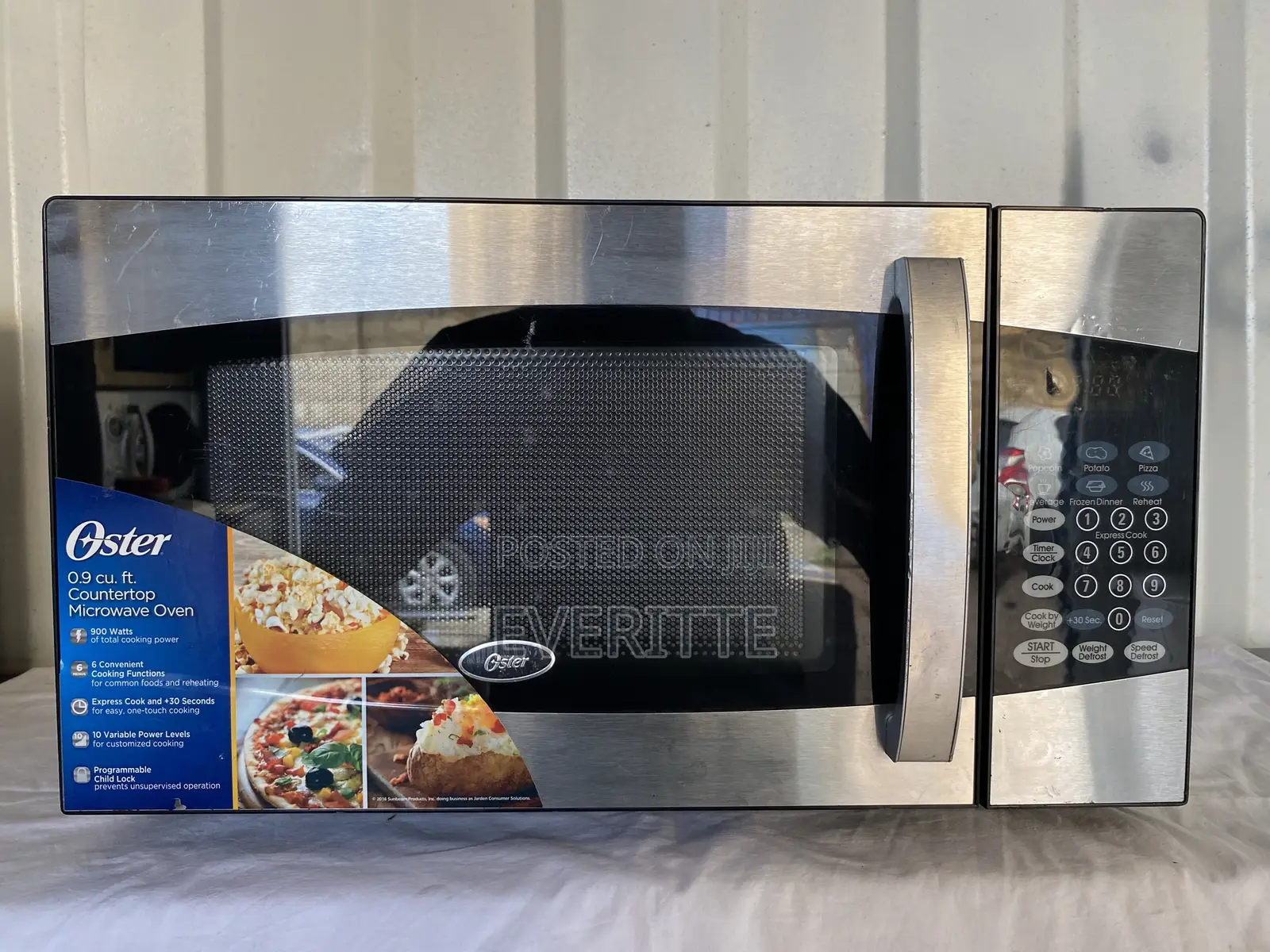 High End UK Standard Oster Microwave Oven
