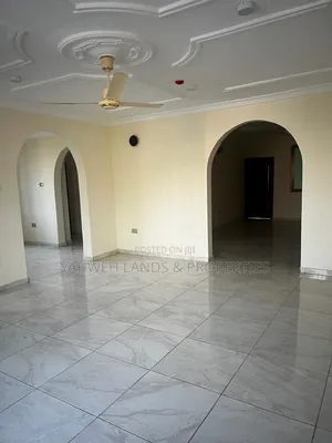 4bdrm House in Borteyman, Baatsona Total for rent