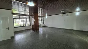 8bdrm House in Italian Embassy for rent