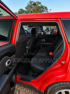 Kia Soul Base Hatchback 2018 Red