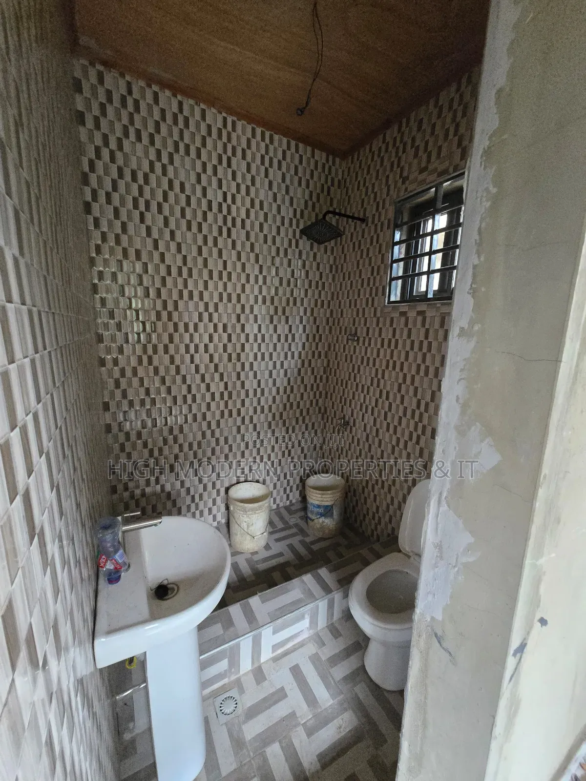 1bdrm House in East Airport, Accra Metropolitan for rent