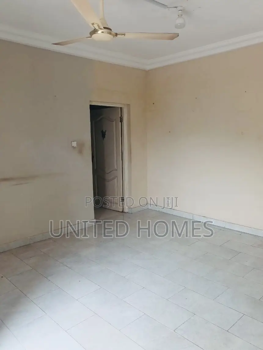 2bdrm Apartment in Achimota for rent