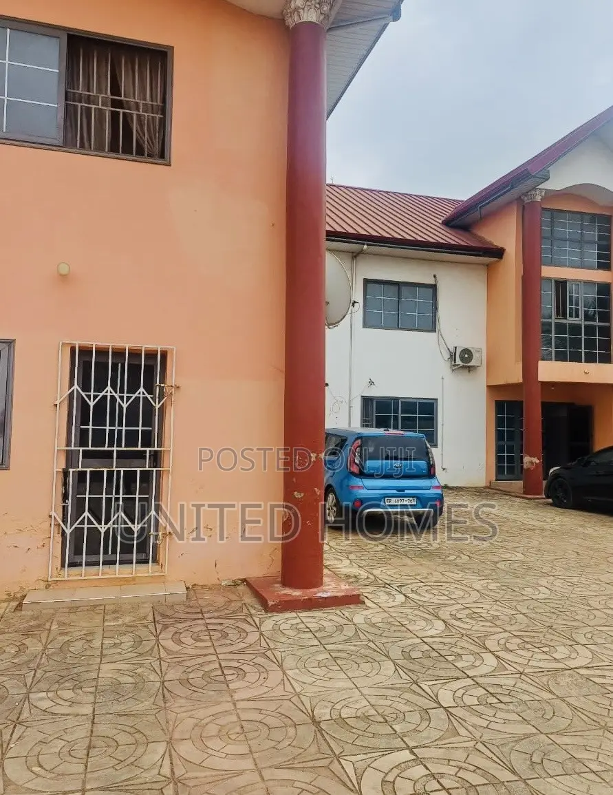2bdrm Apartment in Achimota for rent