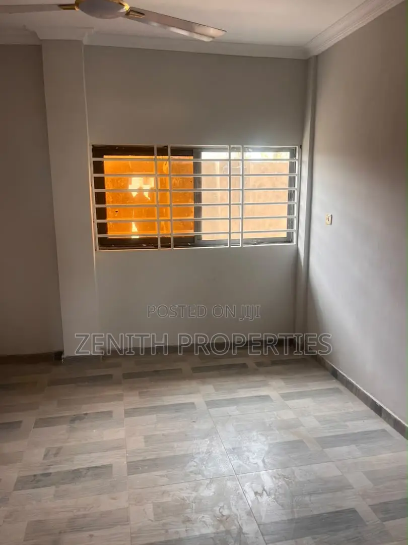 1bdrm Apartment in Zenith Realty, Exhibition for rent