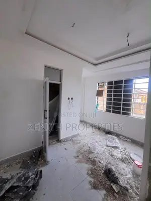 1bdrm Apartment in Zenith Realty, Exhibition for rent