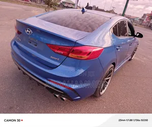 Hyundai Elantra 2018 Blue