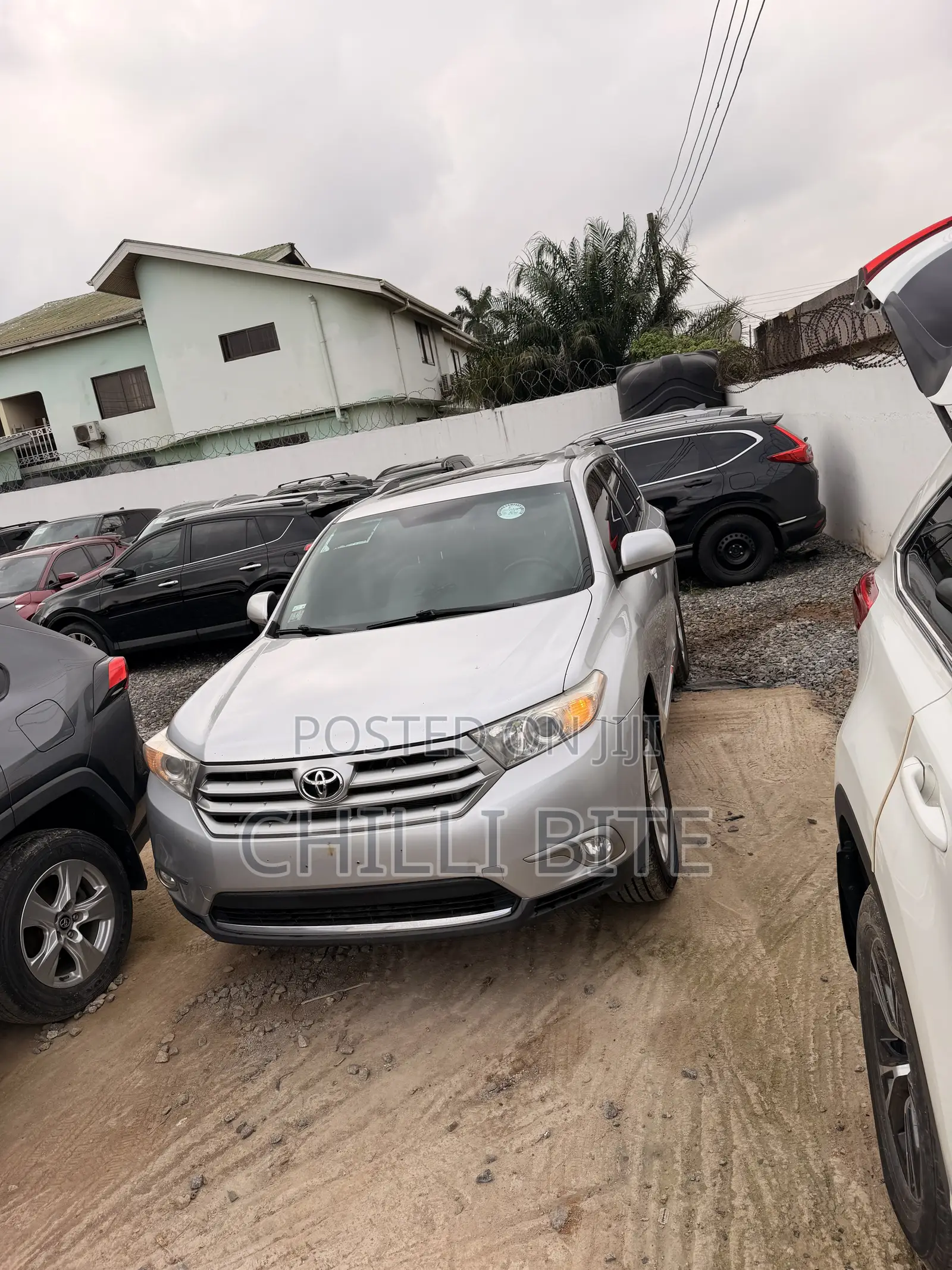 Toyota Highlander 2.7L 2WD 2013 Silver