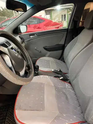 Hyundai Accent GLS 2012 Gray