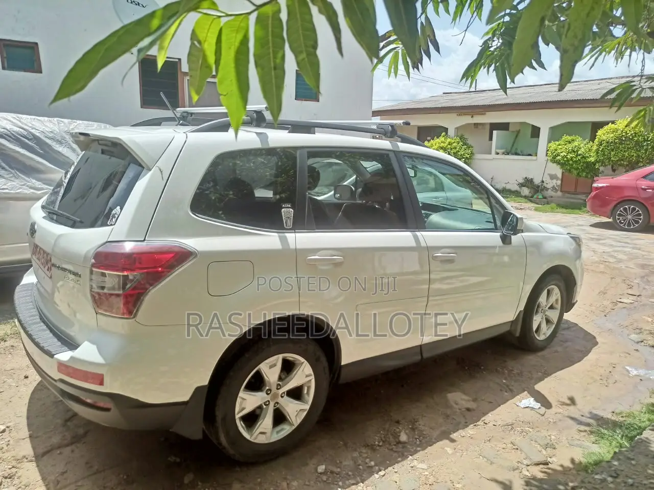 Subaru Forester 2.5i PZEV 4dr SUV AWD (2.5L 4cyl CVT) 2014 White