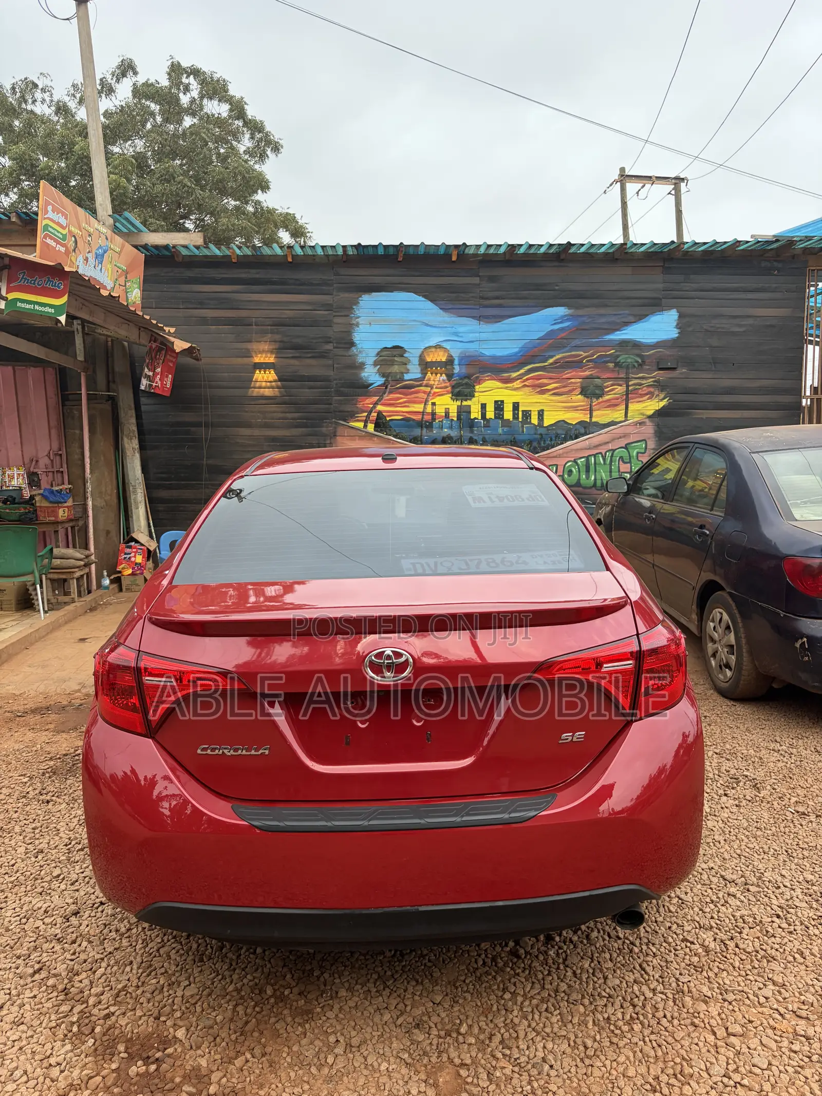 Toyota Corolla SE 4dr Sedan (1.8L 4cyl CVT) 2017 Red