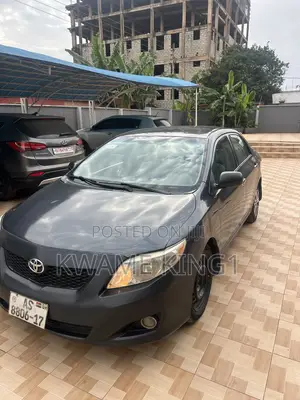 Toyota Corolla LE 4dr Sedan (1.8L 4cyl 4A) 2010 Gray
